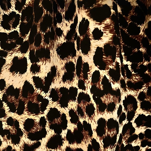 HEIMISH Blouse. LIKE NEW! - Picture 5 of 5